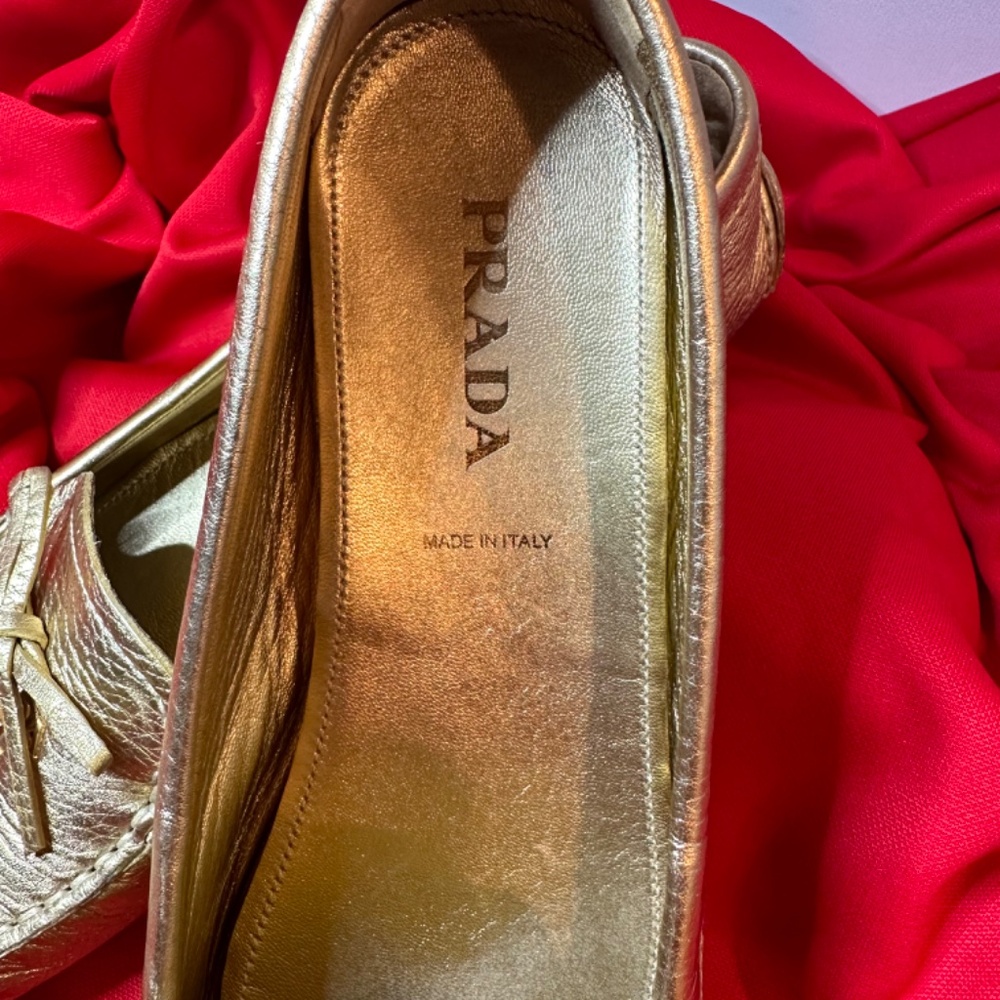 Prada Flats - Picture 3 of 8